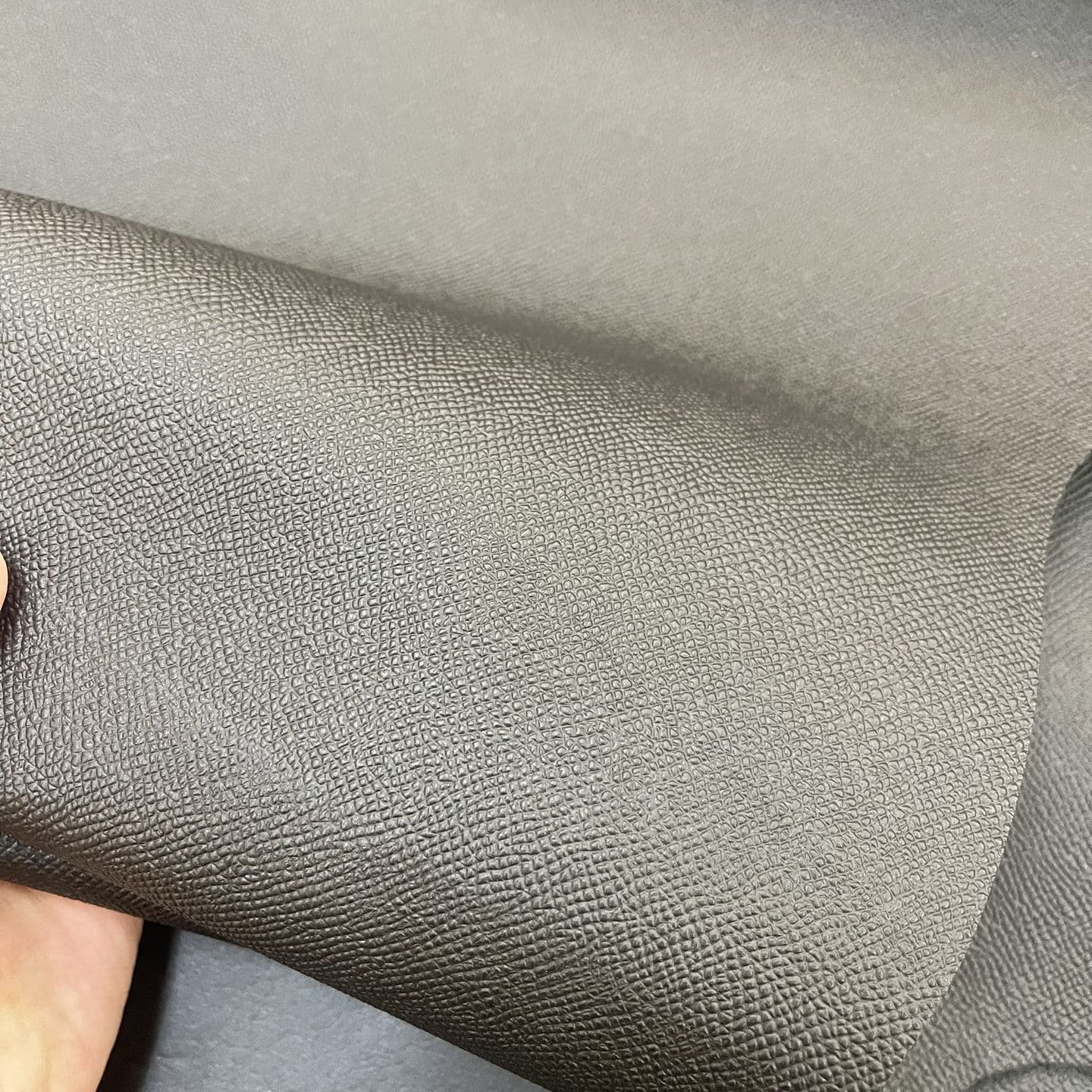 Haas Epsom leather close-up, fine uniform grain texture