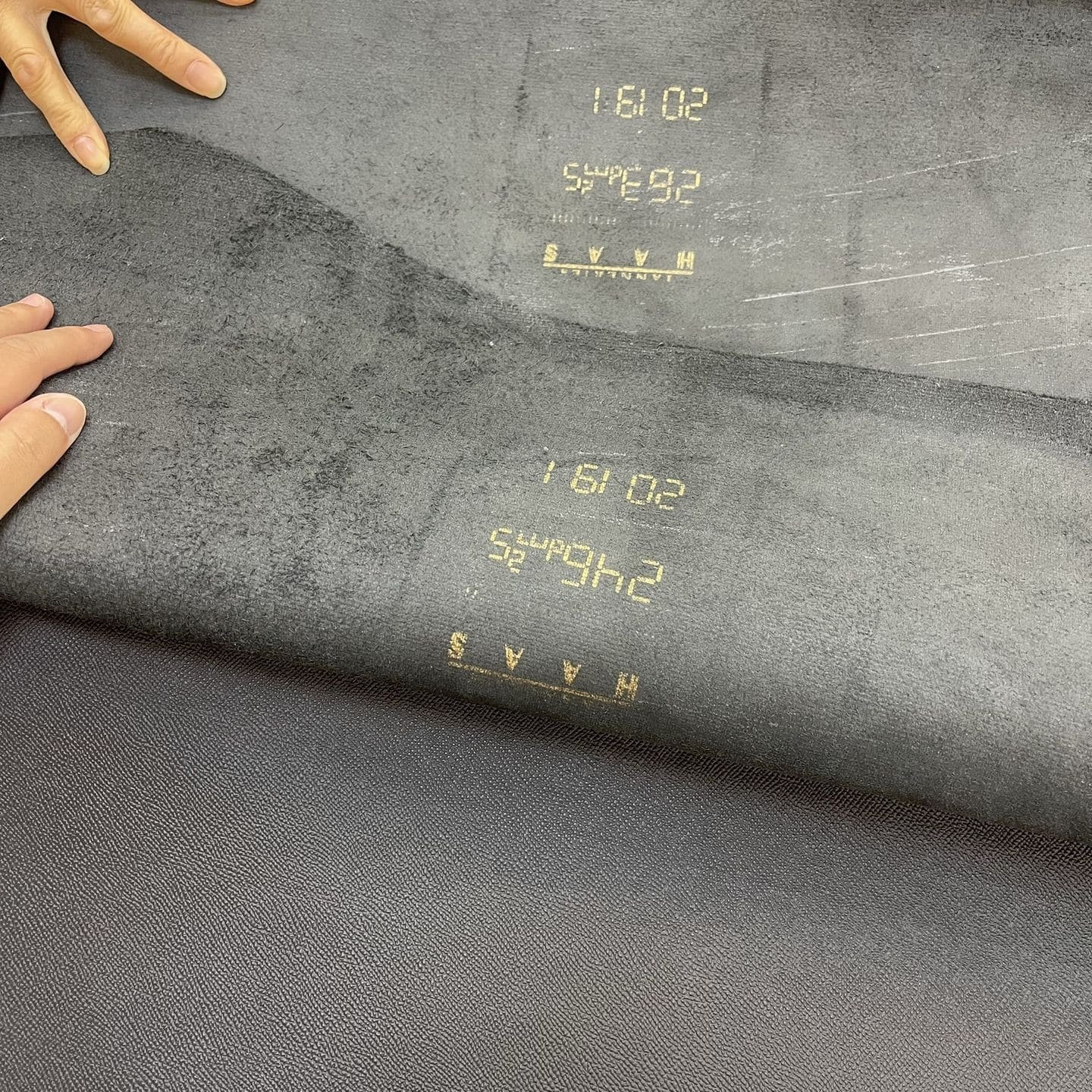 Haas Epsom leather, reverse side of calf hide with tanner marks